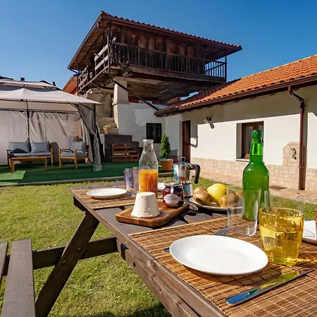 La Casina De Penaullan Vakantiehuis *